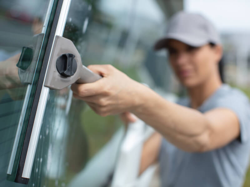 Innovative Window Cleaning Techniques Every Pro Should Know